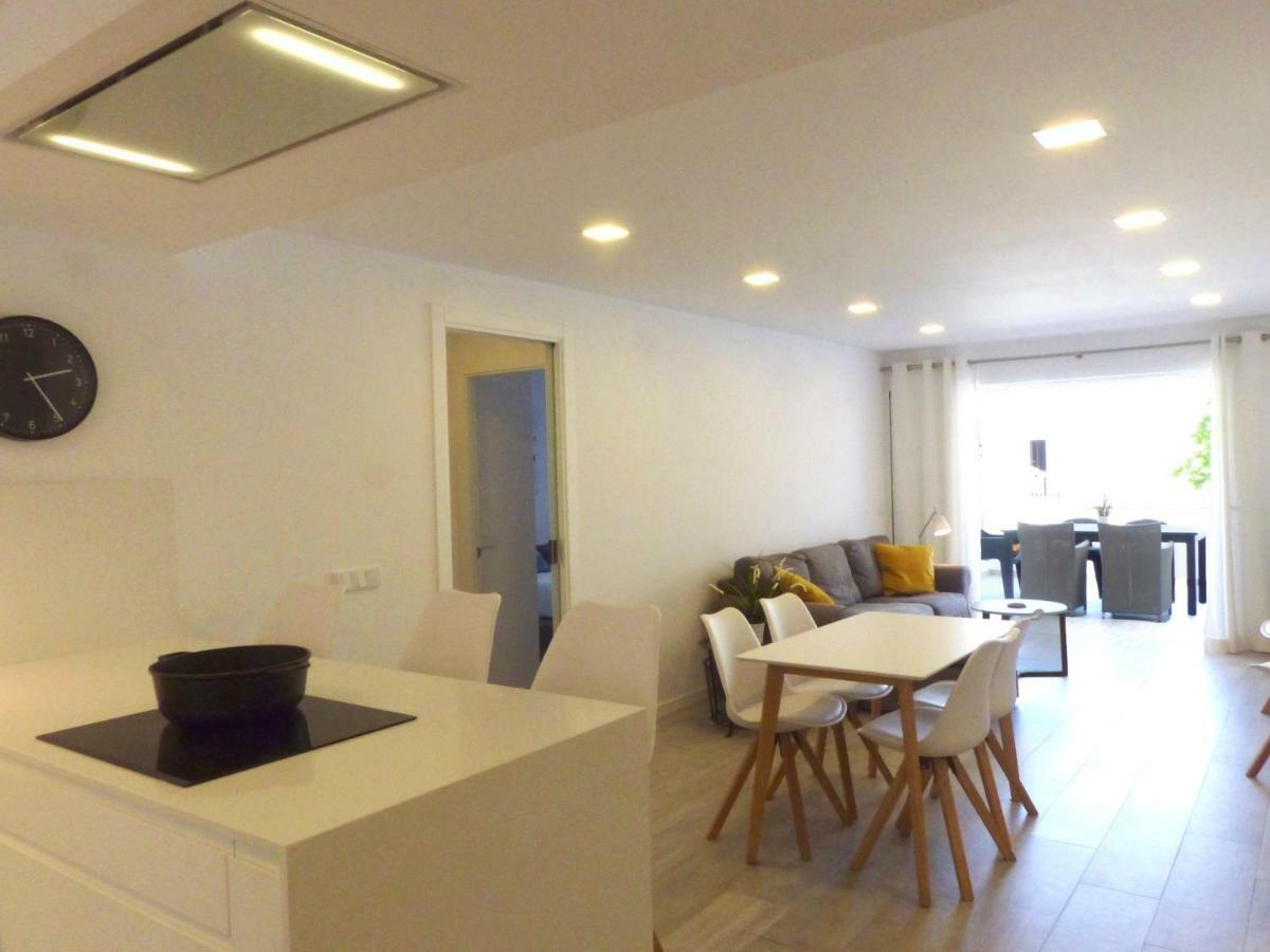 Playa Blanca Apartment Alcudia  Exterior photo